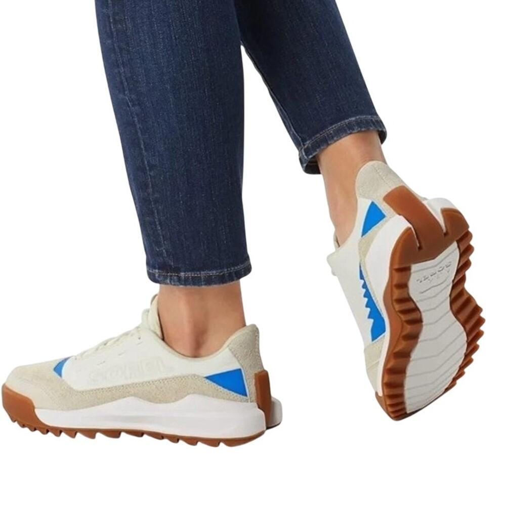 Sorel Ona 718 Low Sneakers in Sea Salt Chalk 9 Neutral Beige White Athleisure